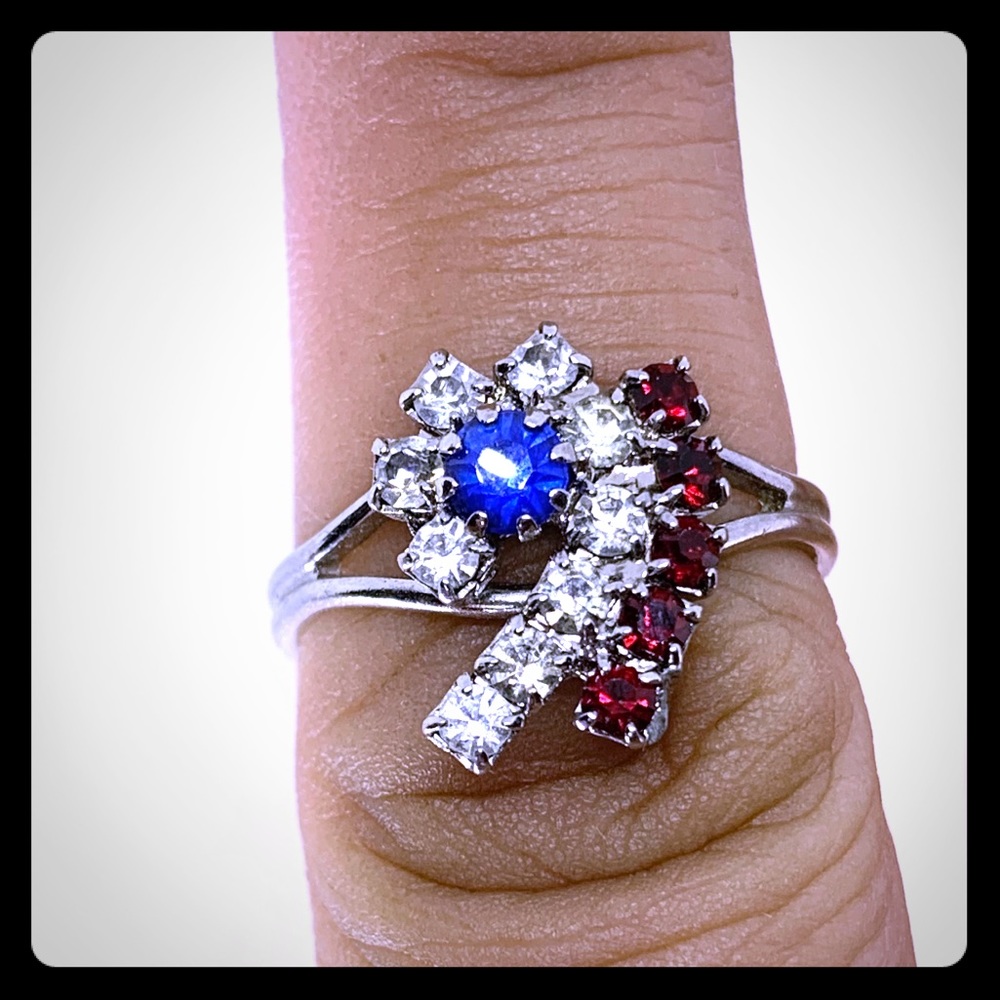 Vintage Americana Glass Crystal Ring! Adjustable!